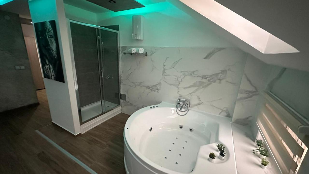 Seti Gorgeous Apartments With Jacuzzi Belgrado Buitenkant foto